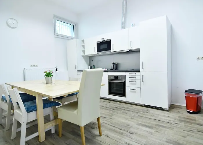 Boardinghouse In *free Wifi* 公寓 *