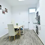 Boardinghouse In *free Wifi* * Cologne
