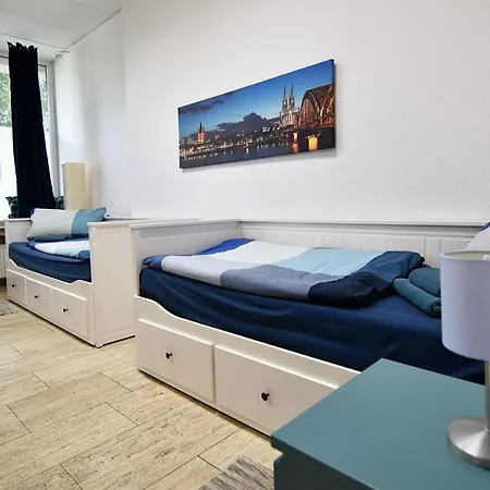 Daire Boardinghouse In *free Wifi* Köln